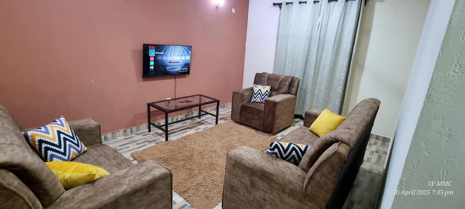 1 Bedroom Fully Furnished Luxurious Apartment Voi Town Eksteriør bilde